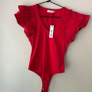 ❤️DAY + MOON BOUTIQUE RED RUFFLE SLEEVE RIBBED BODYSUIT S